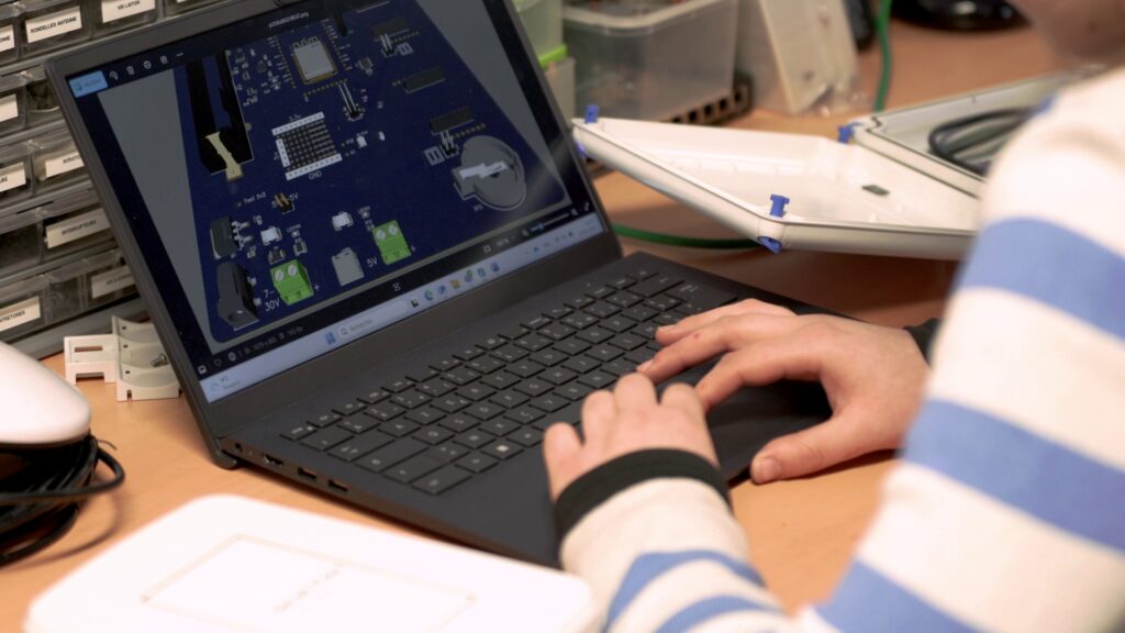 Conception électronique sur ordinateur au bureau d'études